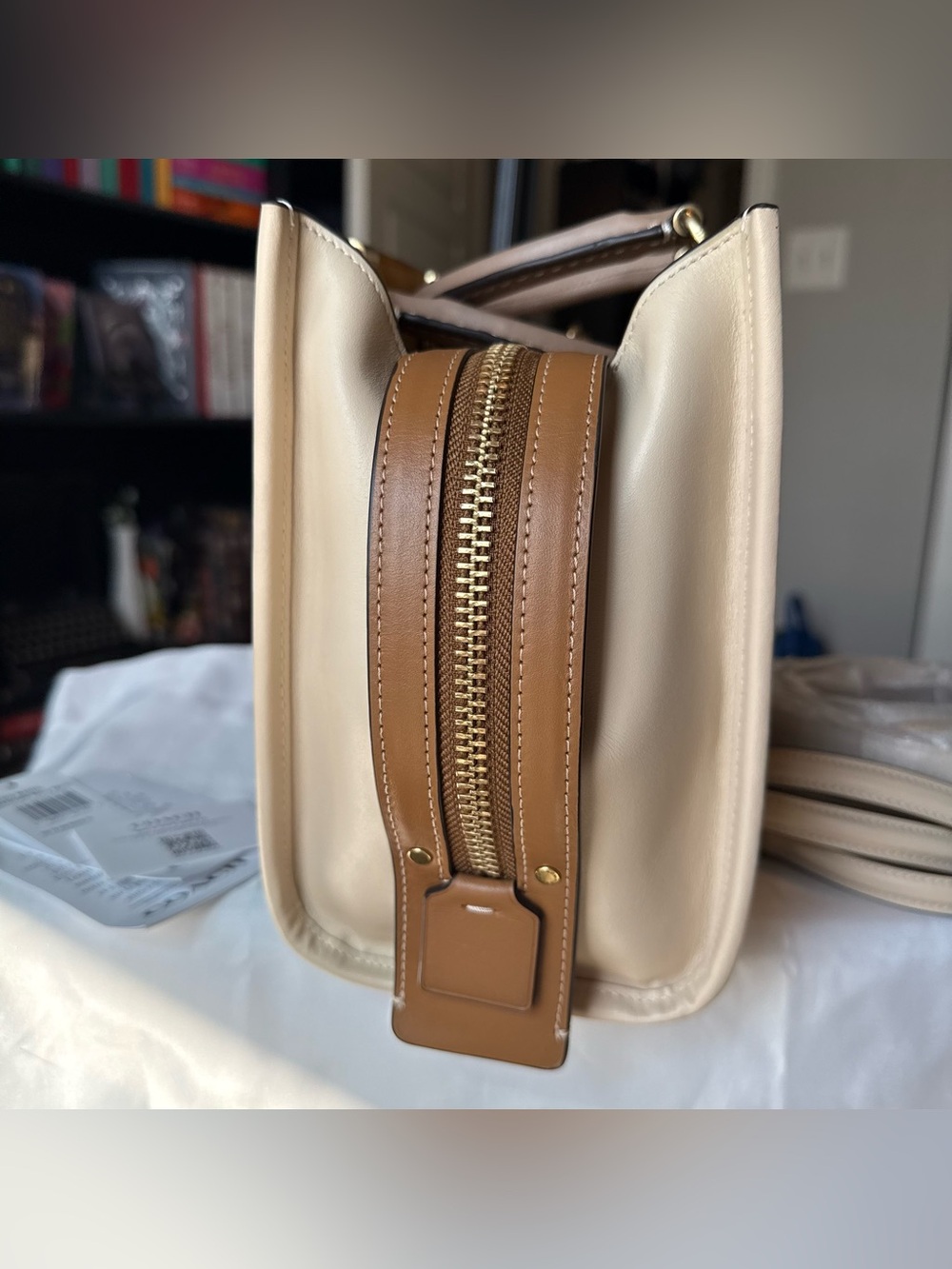 Coach Rogue 25 in Signature Canvas - Picture 4 of 9